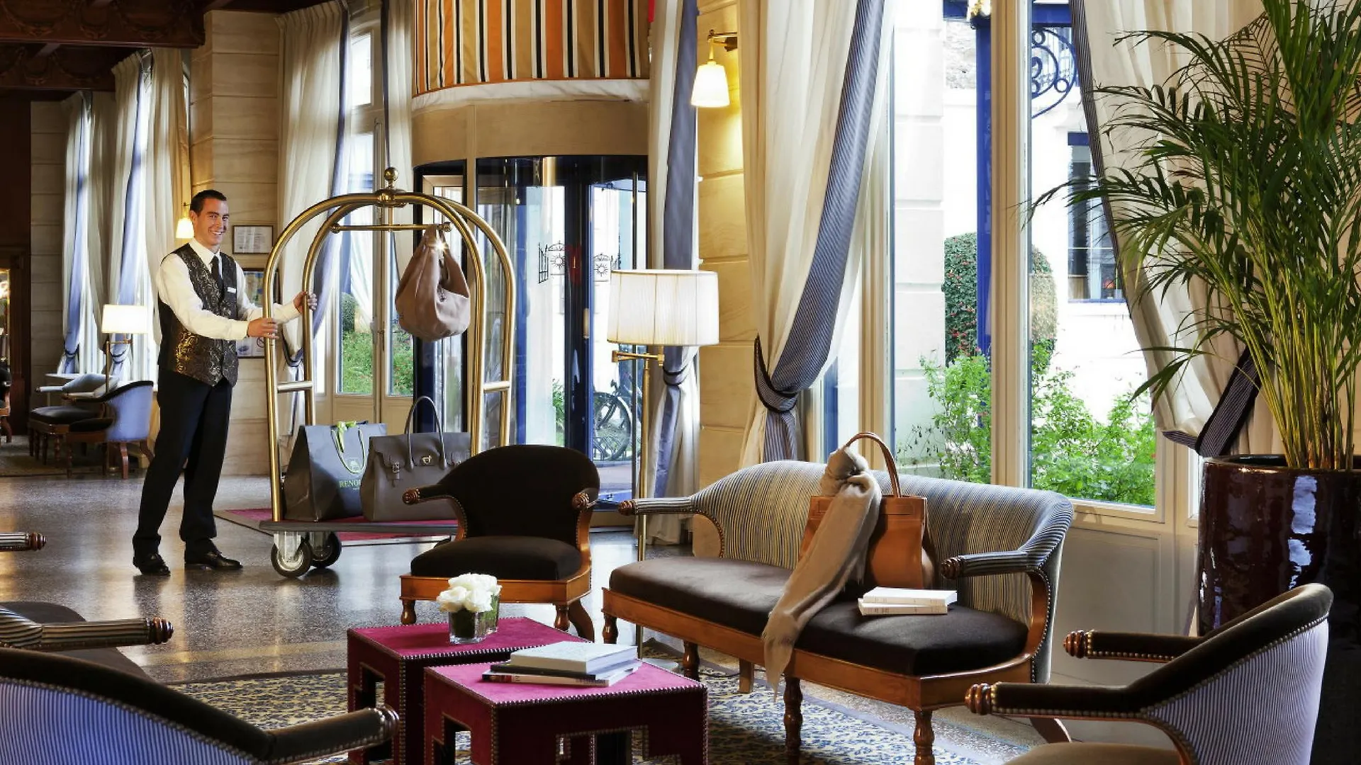 Hôtel Barrière Le Grand Hôtel Dinard 5*,