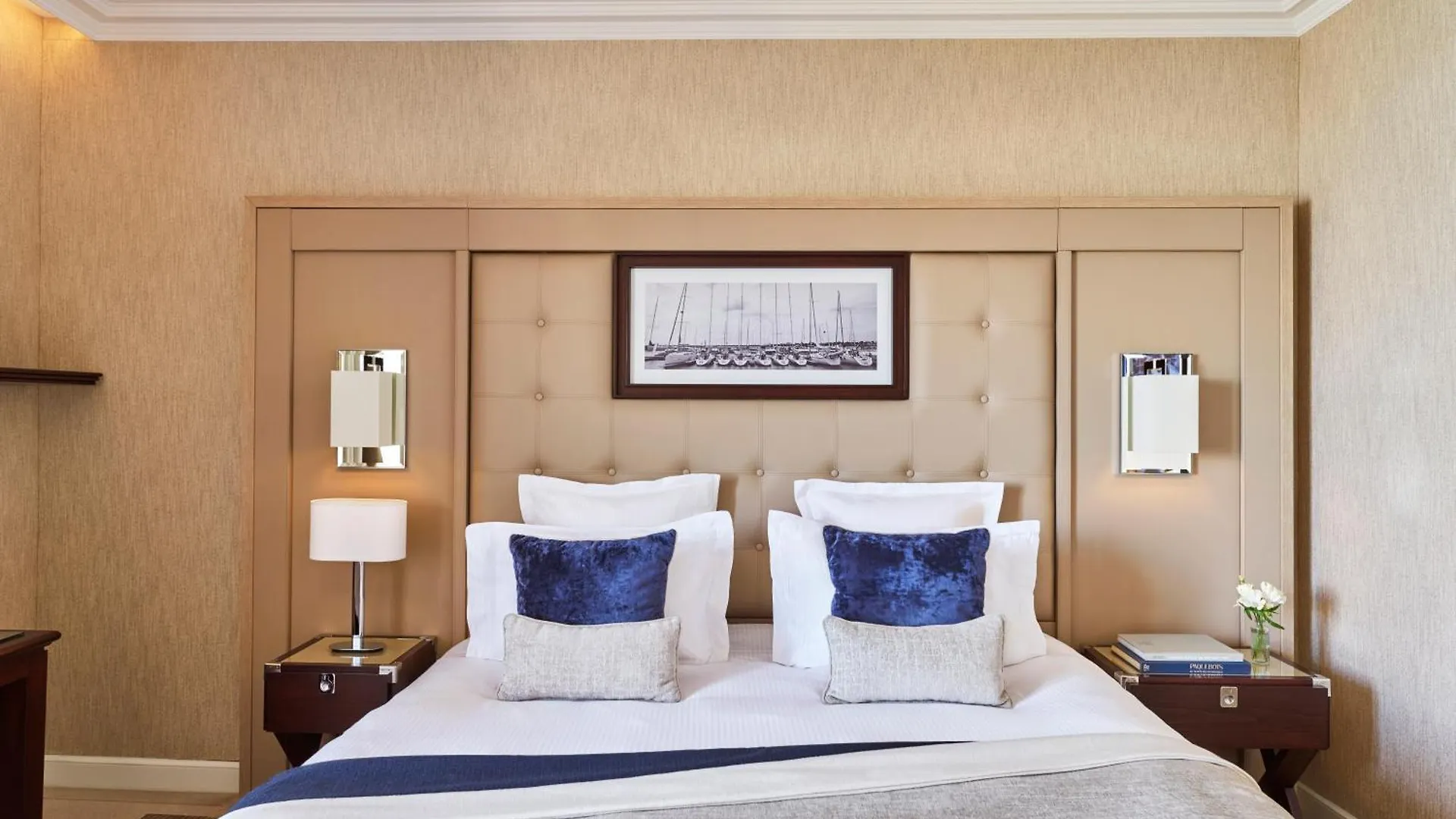 Hôtel Barrière Le Grand Hôtel Dinard Hotel